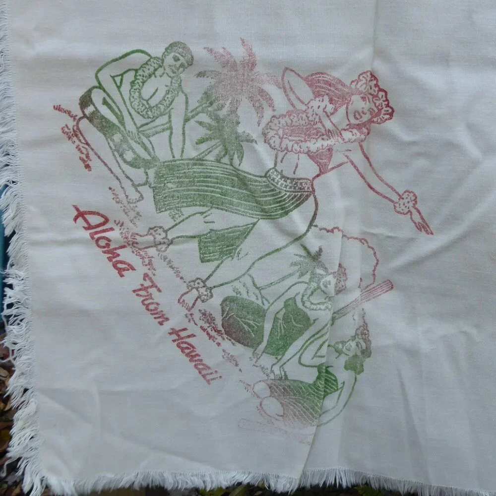 Vintage Hawaiian Tapestry Aloha Hawaii Hula Girls Tropical Print Kitsch 52 x 56